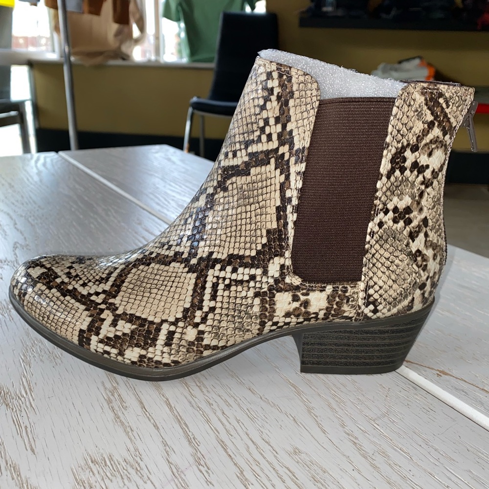 Spirit heal boot